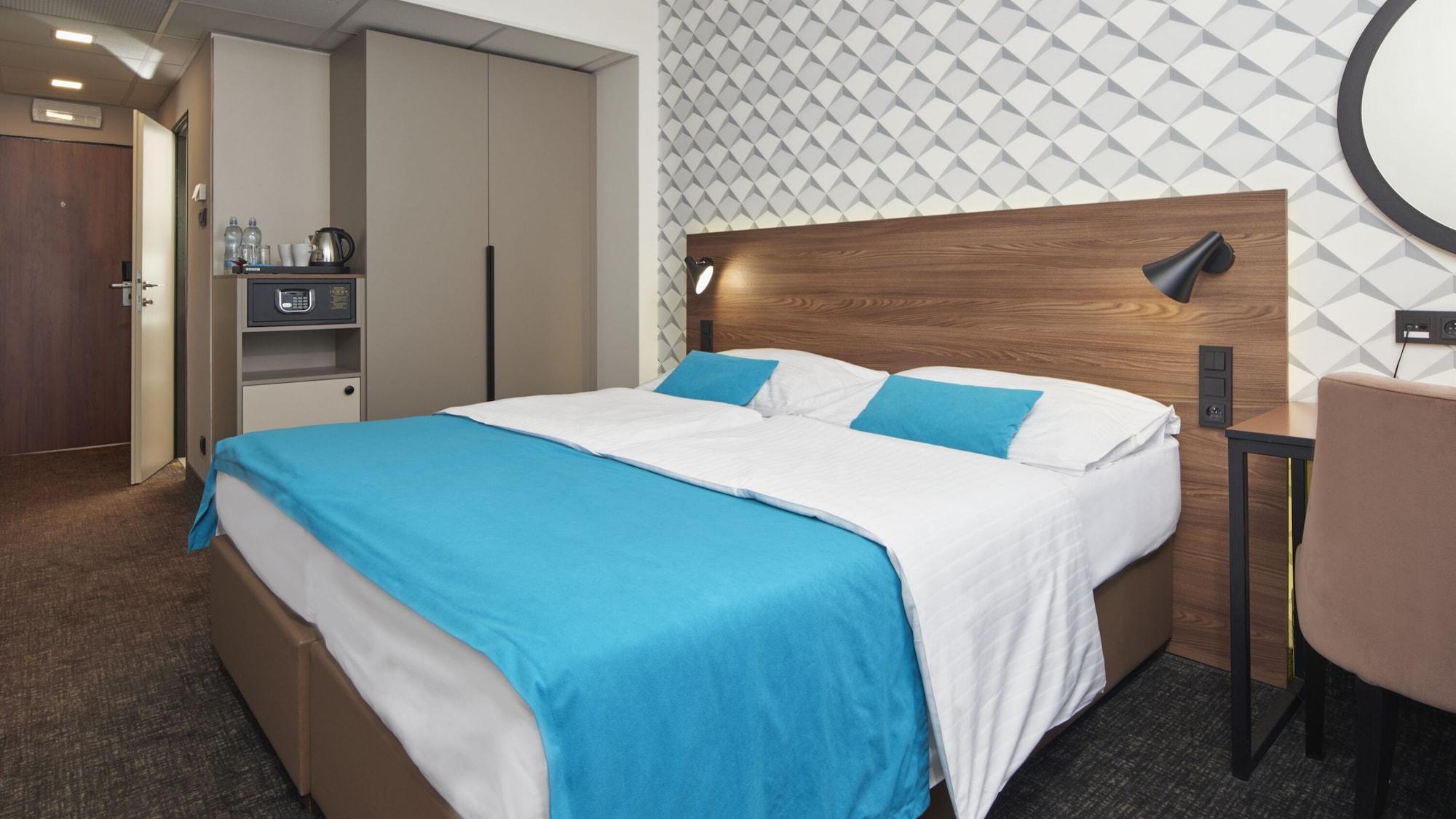 Orea Pyramida 4* Praag