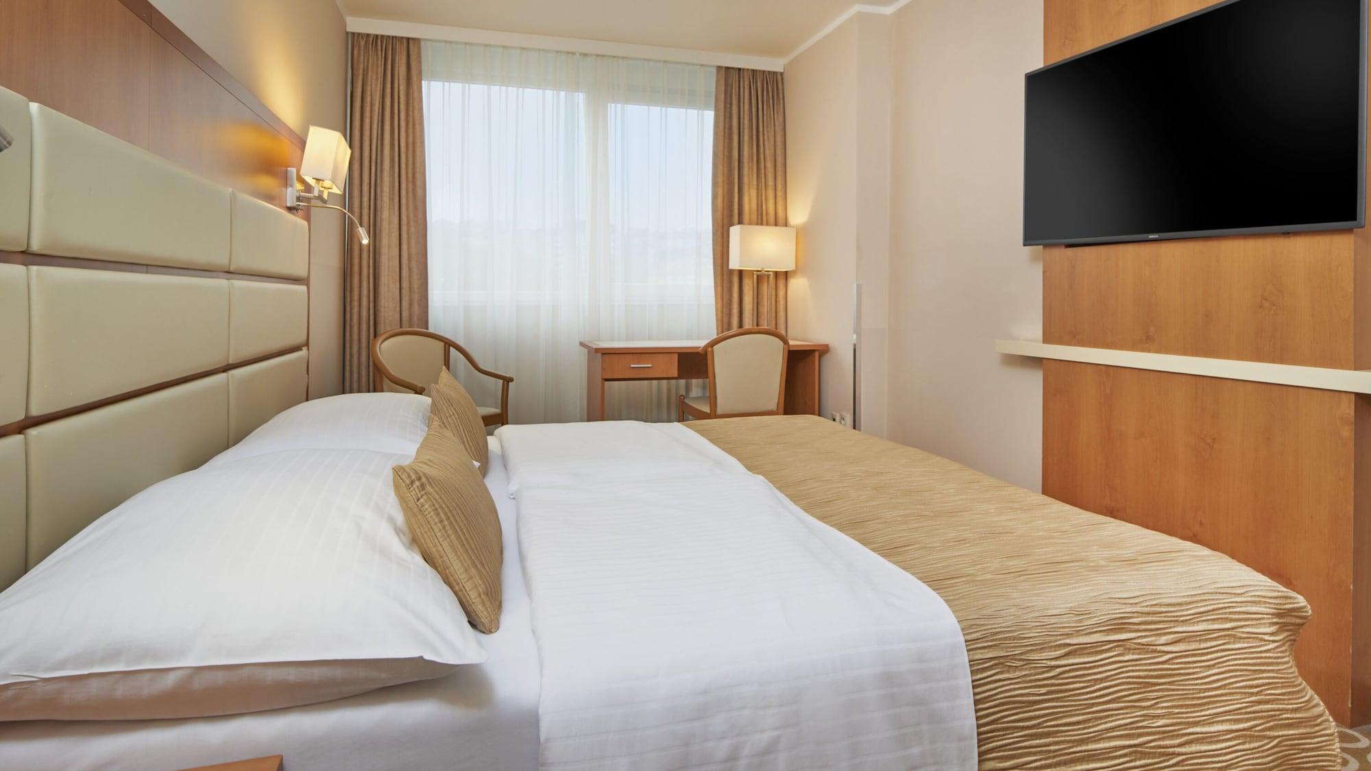 Orea Pyramida Hotel Praag